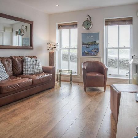 Goscar Court - 1 Bedroom Apartment - Tenby Exterior foto