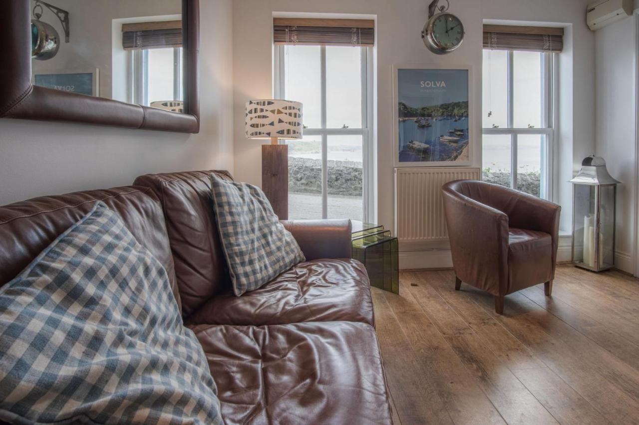 Goscar Court - 1 Bedroom Apartment - Tenby Exterior foto